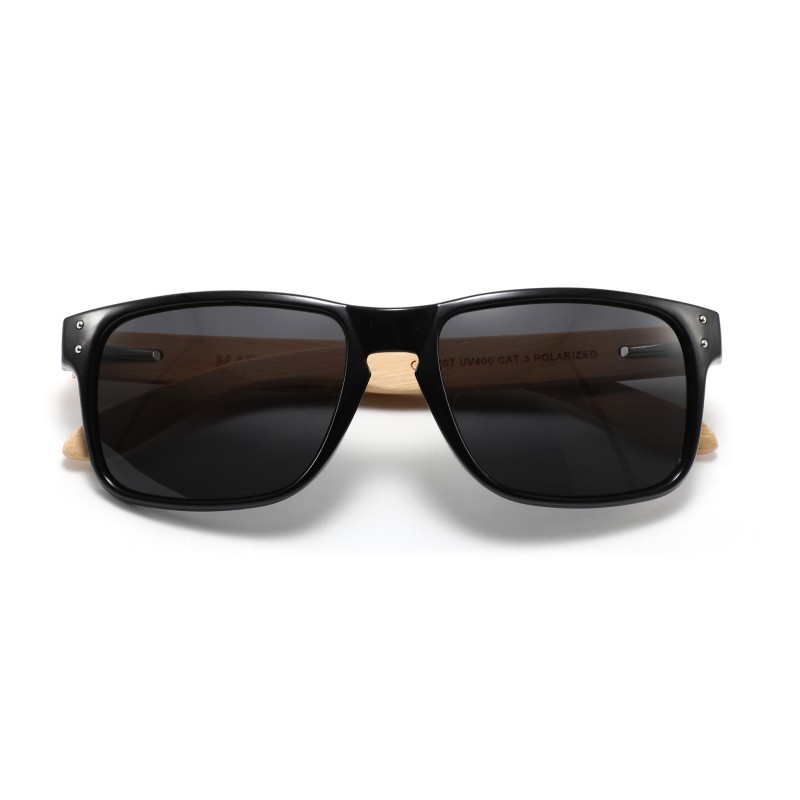 Ochelarii de soare MATELOT model BLACK EDITION, cu lentile polarizate UV 400 și brațe din lemn de bambus, toc de ochelari pliabil, săculeț protecție din microfibră si cârpă pentru întreținere.