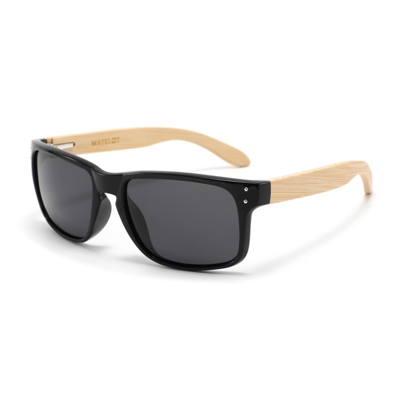Ochelarii de soare MATELOT model BLACK EDITION, cu lentile polarizate UV 400 și brațe din lemn de bambus, toc de ochelari pliabil, săculeț protecție din microfibră si cârpă pentru întreținere.