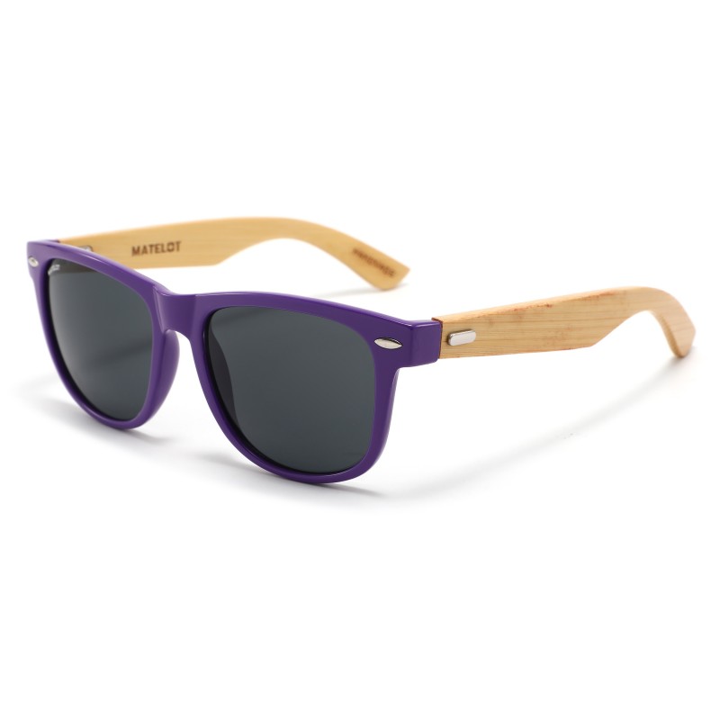 Ochelarii de soare MATELOT model LIFESTYLE, cu lentile polarizate UV 400 și brațe din lemn de bambus, toc de ochelari pliabil, săculeț protecție din microfibră si cârpă pentru întreținere.