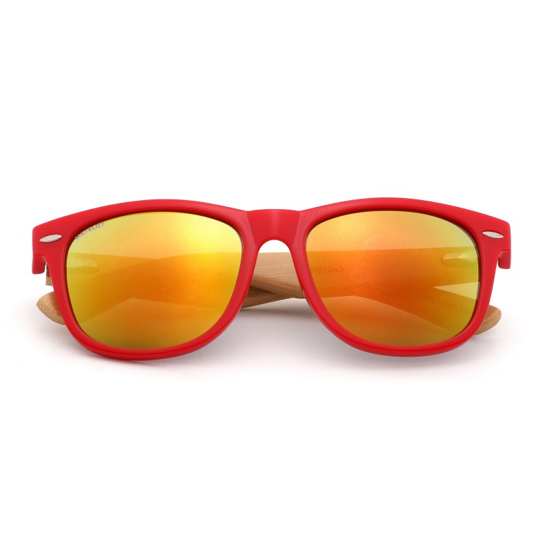 Ochelarii de soare MATELOT model LIFESTYLE, cu lentile polarizate UV 400 și brațe din lemn de bambus, toc de ochelari pliabil, săculeț protecție din microfibră si cârpă pentru întreținere.