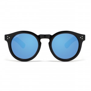 Ochelarii de soare MATELOT model VINTAGE, cu lentile polarizate UV 400 și brațe din lemn de bambus, toc de ochelari pliabil, săculeț protecție din microfibră si cârpă pentru întreținere.